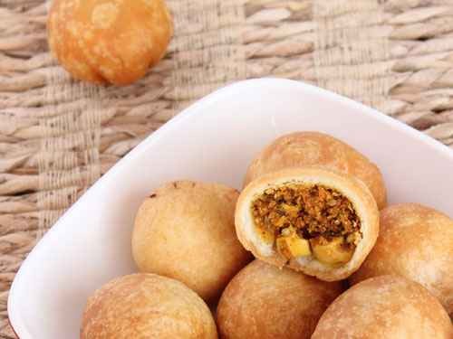 Om Guru Dry Kachori 200 GM