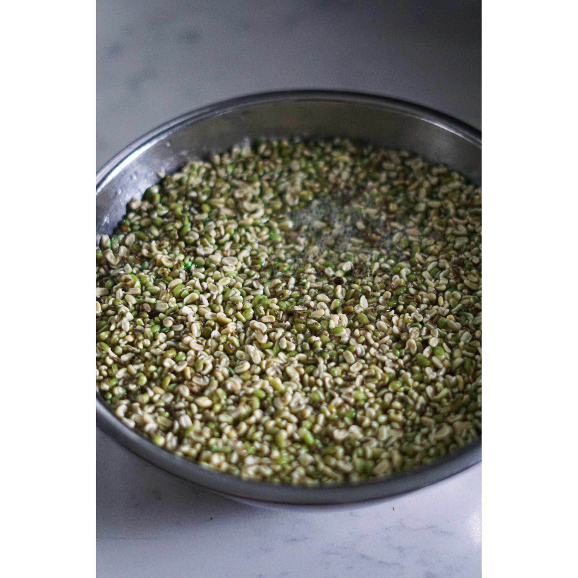 GREEN MOONG DAL RAJULA 250 GM