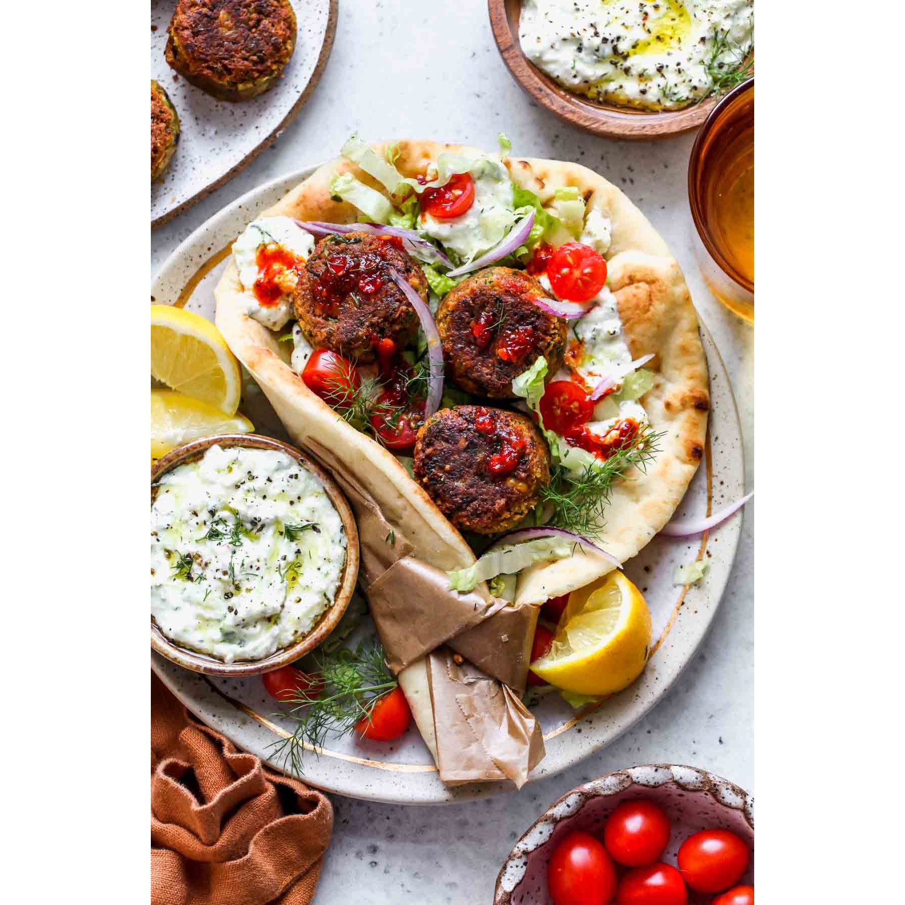 Gyro &Naan 390 GM