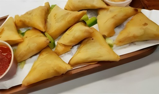 Mazban Beef Pizza Samosa 10 PCS