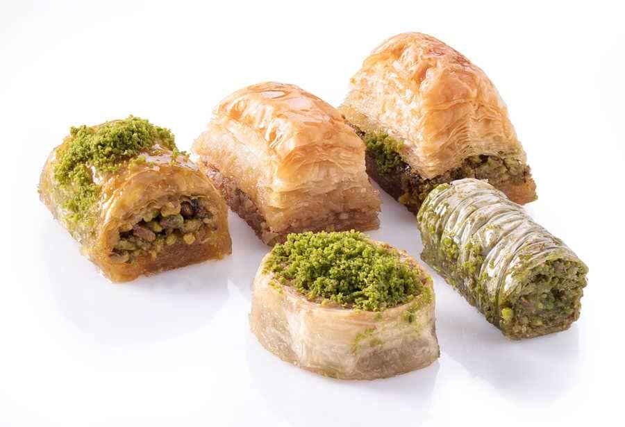 Crescent Assorted Baklava 860 GM