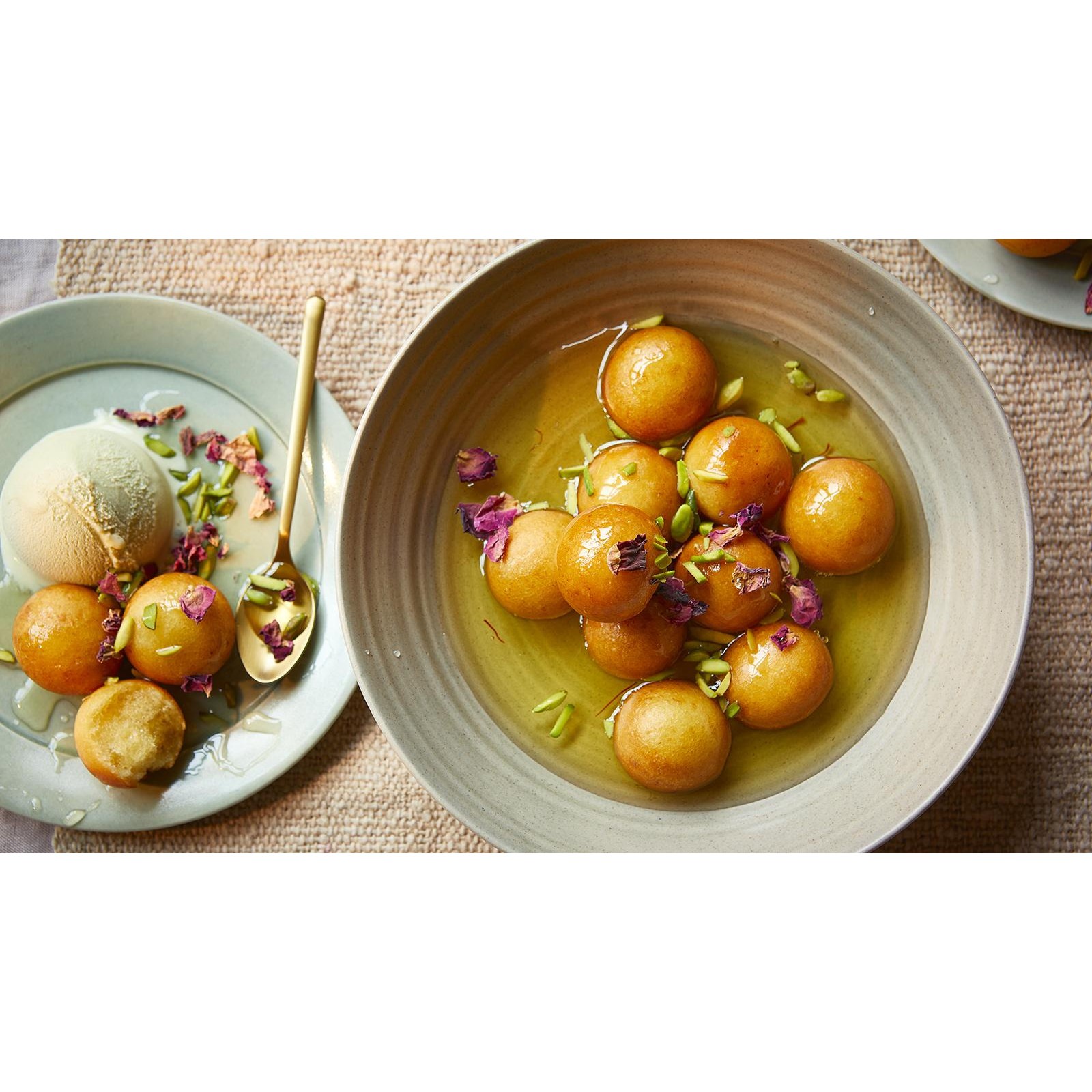 UNITED KING GULAB JAMUN 15 PC 1 KG