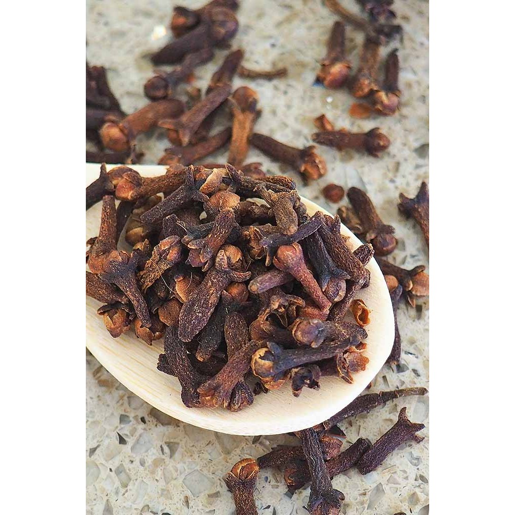 Nice Crown Dried Cloves 2 OZ