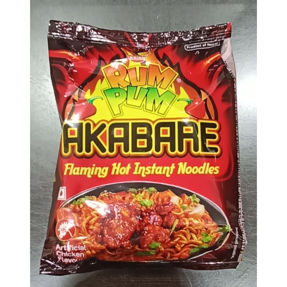 AKABARE CHICKEN FLAVORED NOODLES RUMPUM 60 GM