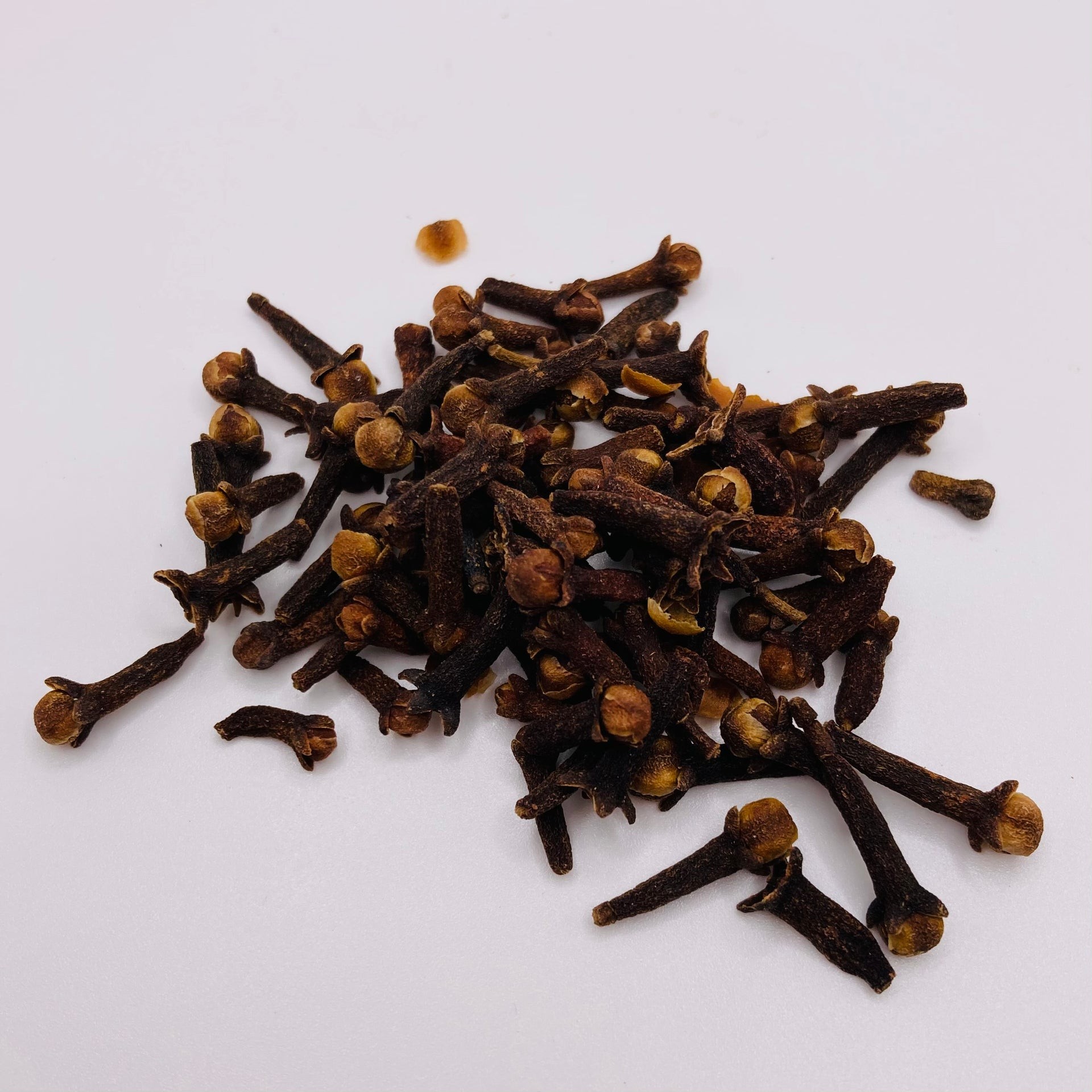 Deep Whole Cloves 0.44 LBS