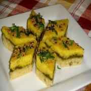 Sandwich Dhokla
