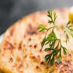 Paneer Paratha Meal