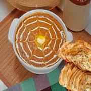 2 Lachha Parathas With Dal Makhani Combo