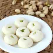 White Sandesh