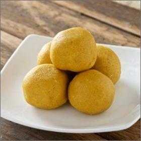 BESAN LADOO