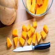 CUT YELLOW/GREEN PUMPKIN