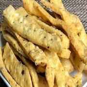 Laxmi Spicy Para