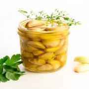 Zergut Garlic In Oil Herbs