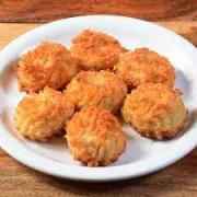 DEEP COCONUT BISCUITS