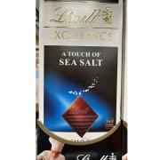 LINDT A TOUCH OF SEA SALT
