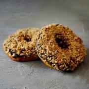 Gazab Gur Peanut Donut