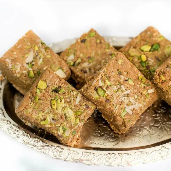 NATTHULALS MALAI GAJJAK