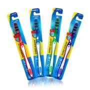 ORAL B TOOTHBRUSH