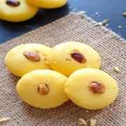 Laxmi Kesar/Malai Peda