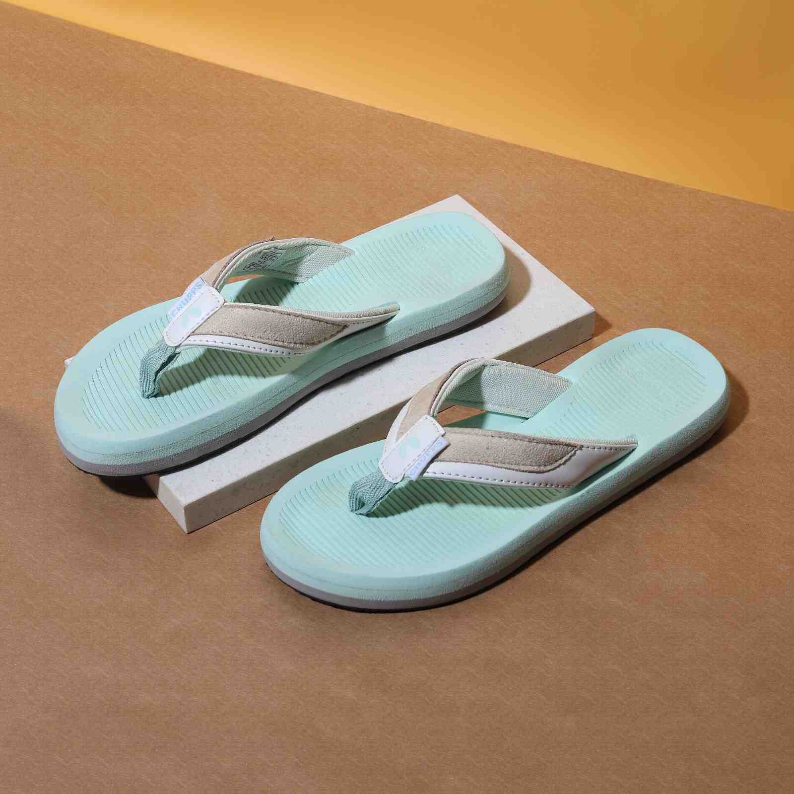 Chupps Womens Lite Lime Green Flipflop  Sliders