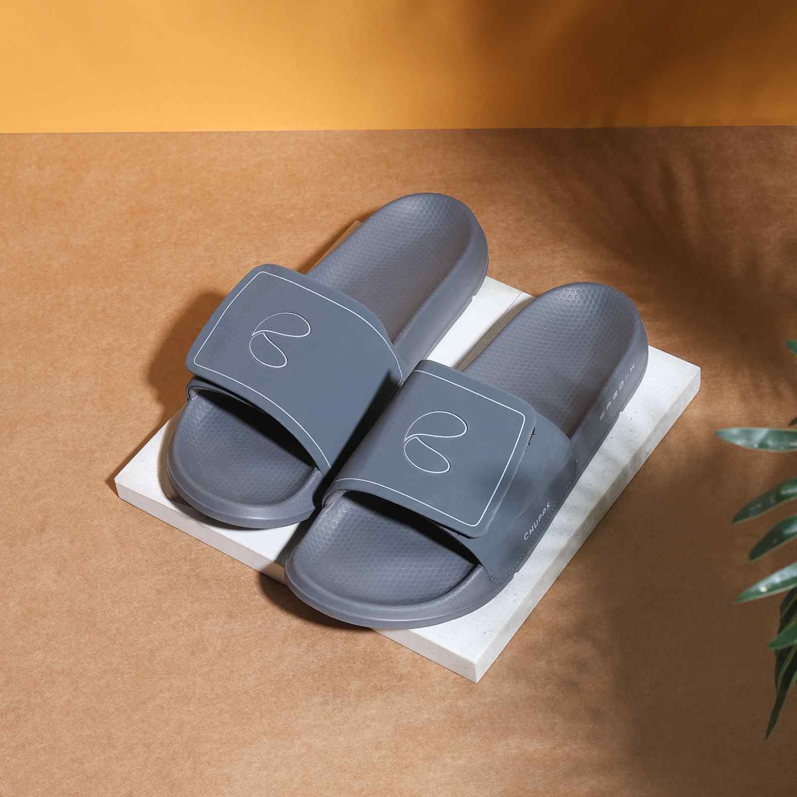 Chupps Mens Urban Edge DARK GREY Flipflop  Sliders
