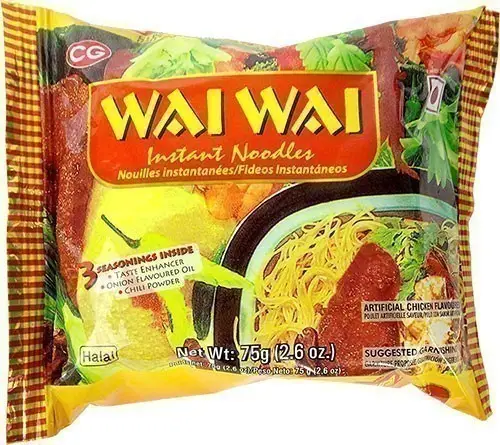 Wai Wai Instant Noodles   Chicken Flavor