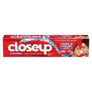 Closeup Triple Fresh Tooth Past