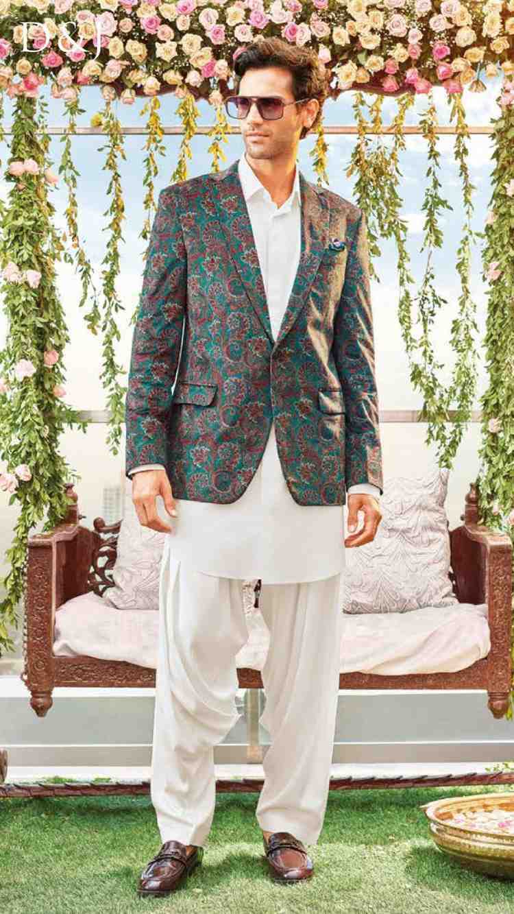 Multicolor Paisley Jacquard Blazer Set