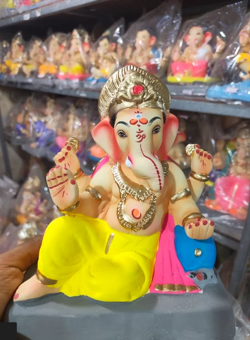 9 Inch Rajeshwari Peshwa Ganpati Murti 65usd