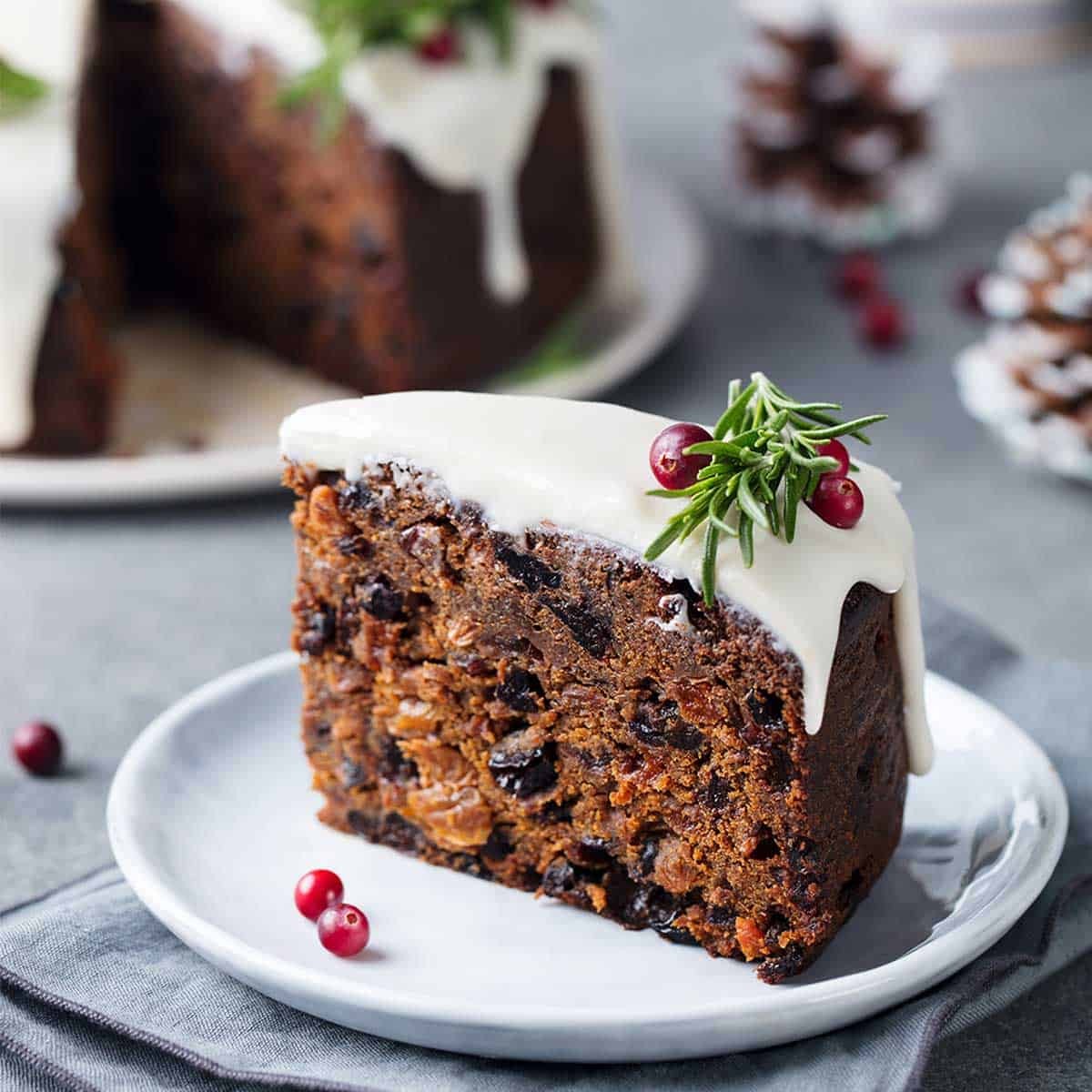 Fruit Cake 8.8 OZ