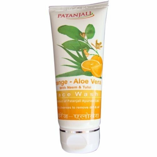 Patanjali Orange Aloe Vera Face Wash 60 GM