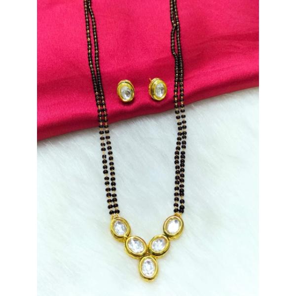 Prizetaa Brass Gold plated Black Jewelry Set Pack of 1
