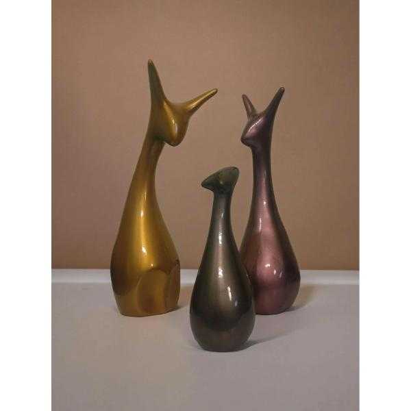 Cat Family Sculptures Whimsical Feline Charm for Your Home and bedroom
