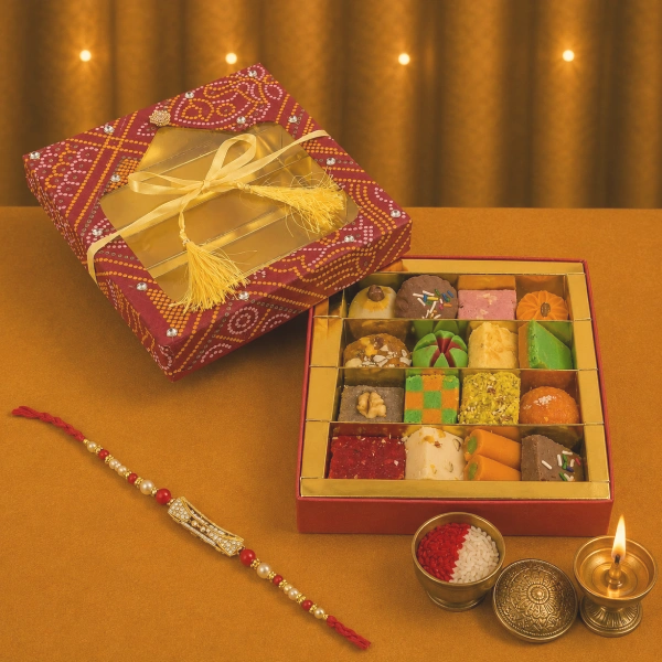 Red Bandhani Square Large with Rakhi